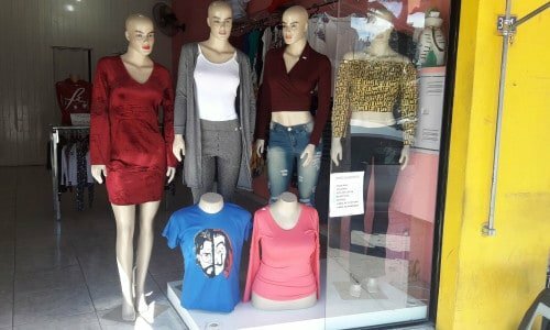 Passo ponto de loja de roupas