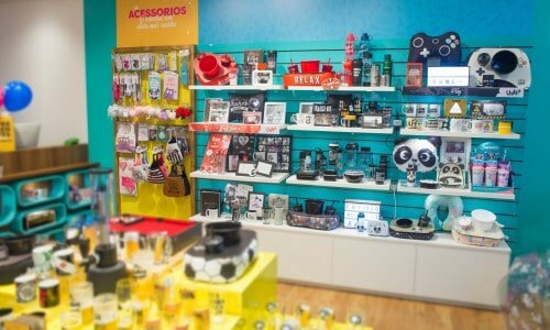 Loja de Presentes Completa no Continente Shopping