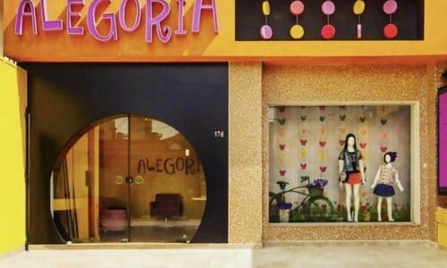 Loja de roupas para meninas