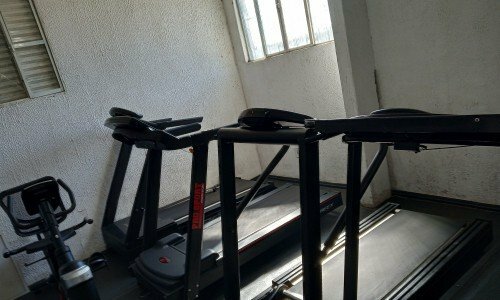 Academia de musculação
