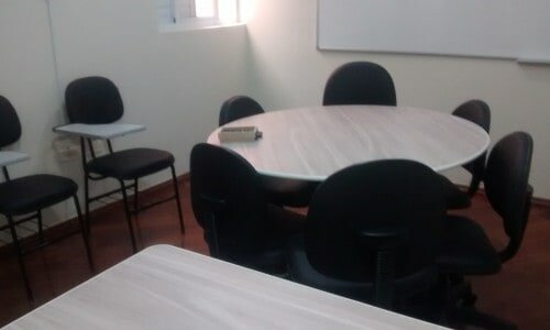 Passo ponto comercial Co-Working e Bazar Papelaria, dep roupas, presentes, bijuterias e etc