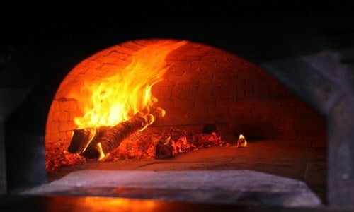 PIZZARIA COMPLETA COM 10 ANOS DE MERCADO