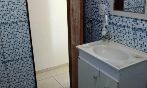Alugo apartamento de um quarto, sala, cozinha e banheiro