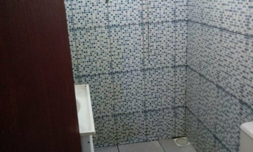 Alugo apartamento de um quarto, sala, cozinha e banheiro