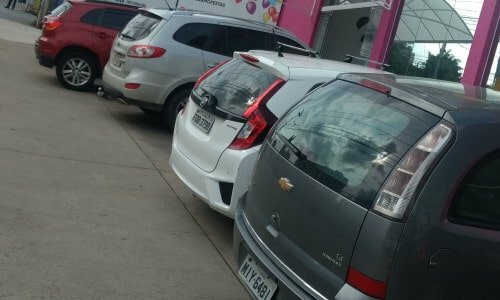 Vendo Loja artigos para festas/ montada e operando