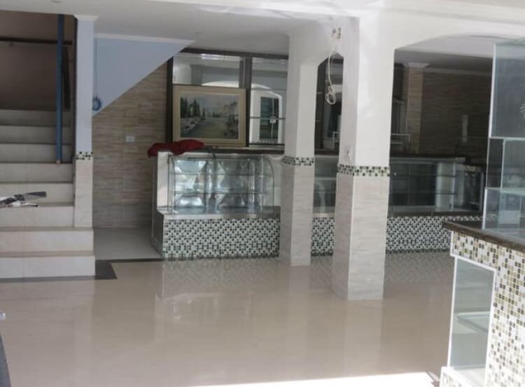 Casa nova para padaria ou restaurante