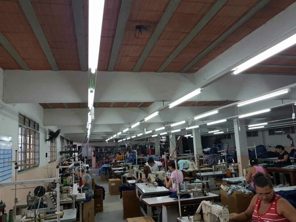 Industria de Confecção de uniformes
