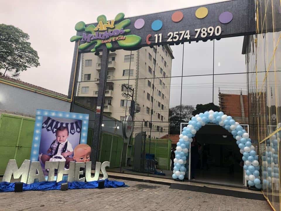 Buffet infantil completo vendo
