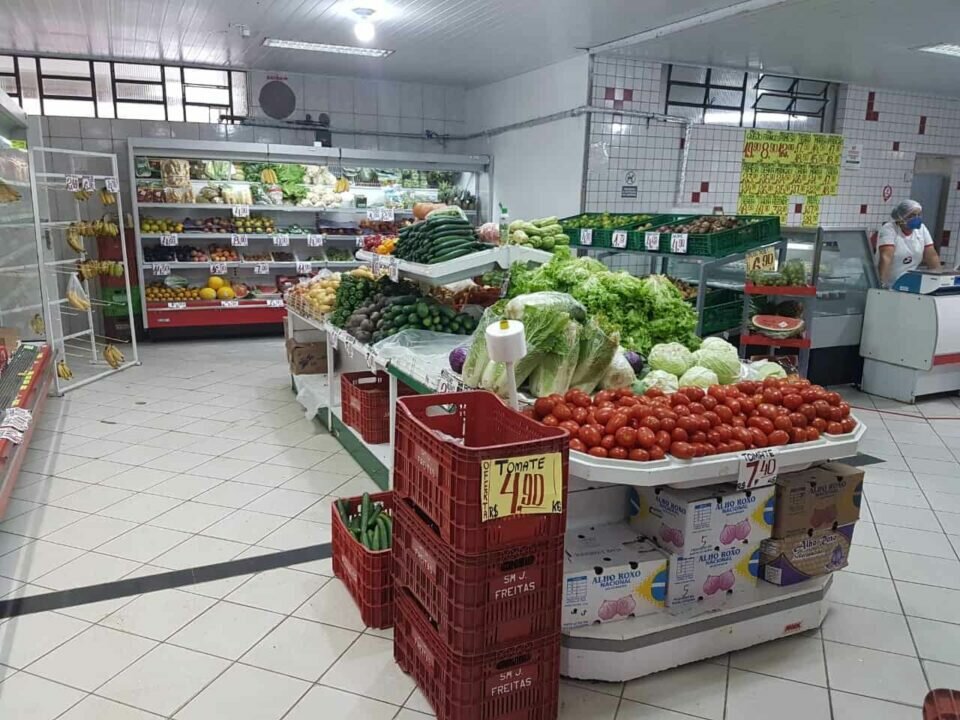 Supermercado no Vale do Ribeira  de 30 anos de tradição