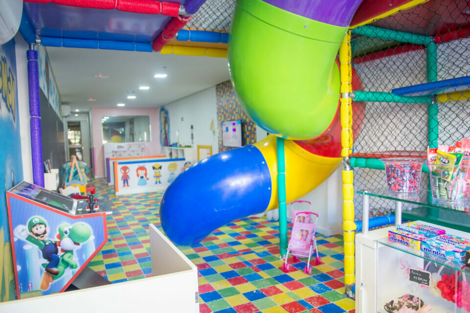 Vendo brinquedoteca com salão de festas em Águas Claras