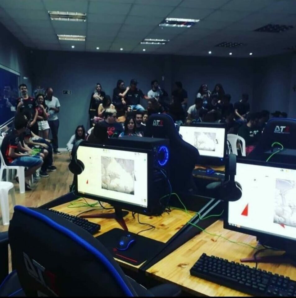 Vendo Arena de E-Sports, Game  Design