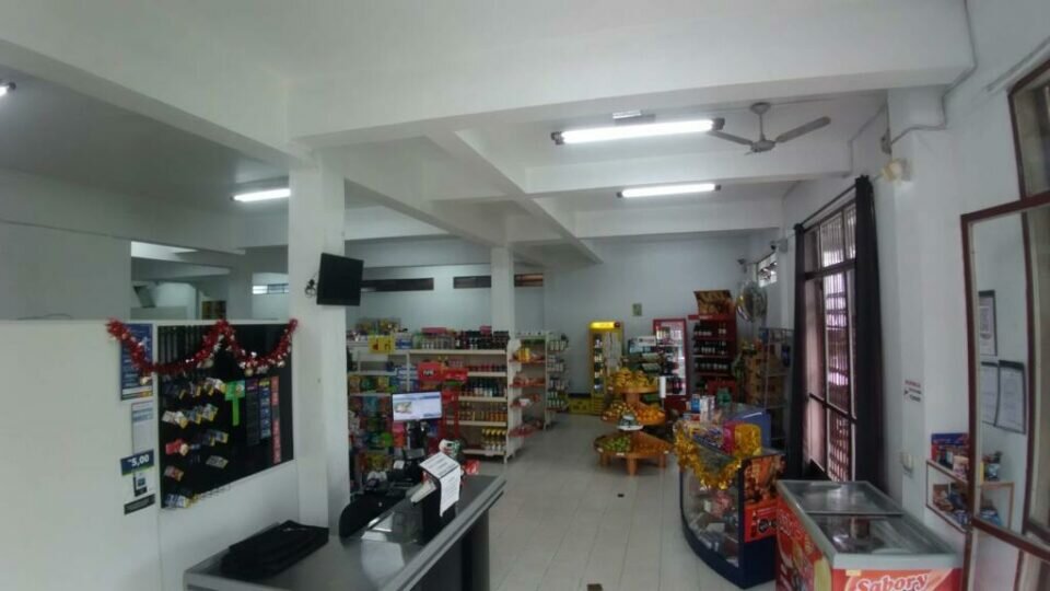 Vende-se mercado completo em Farroupilha/RS