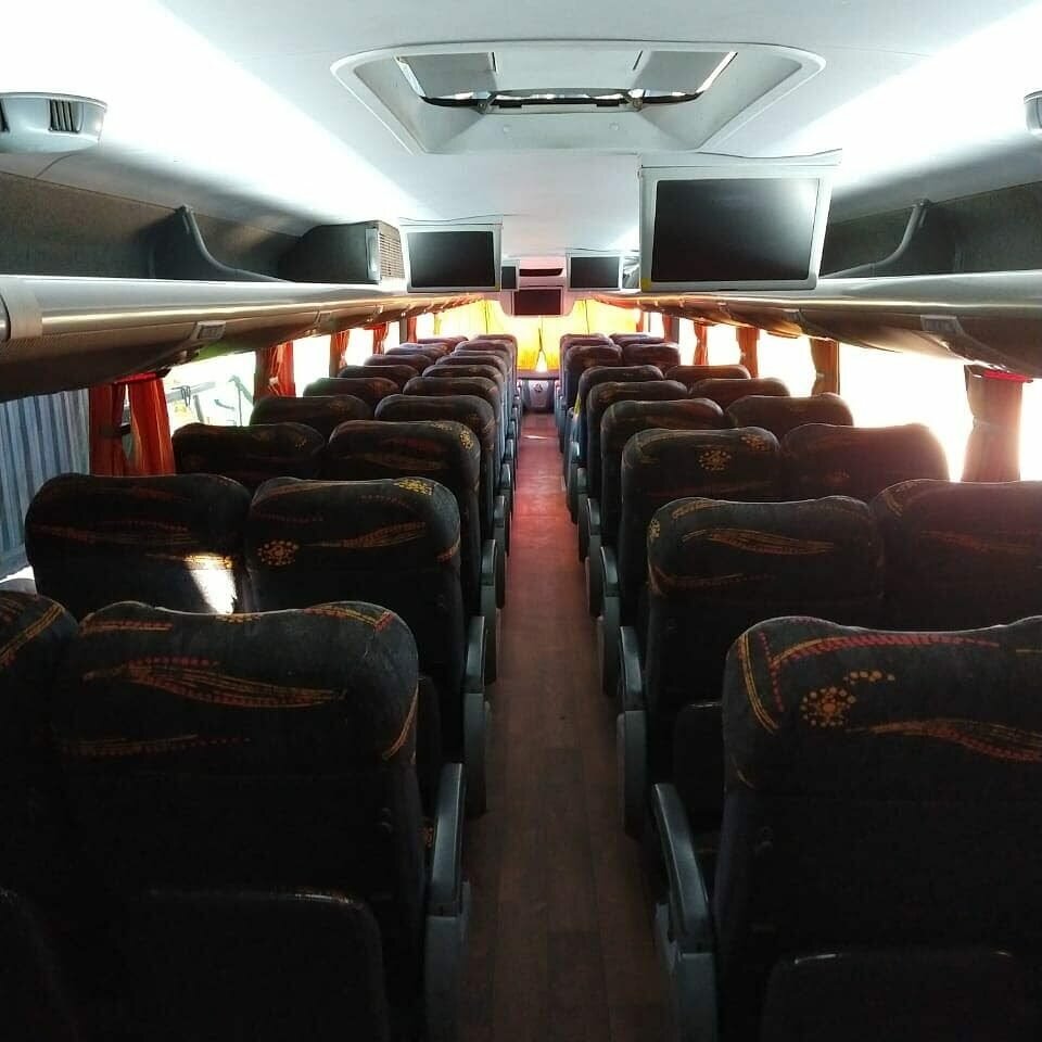Empresa Startutp  transporte de luxo   a 6 anos