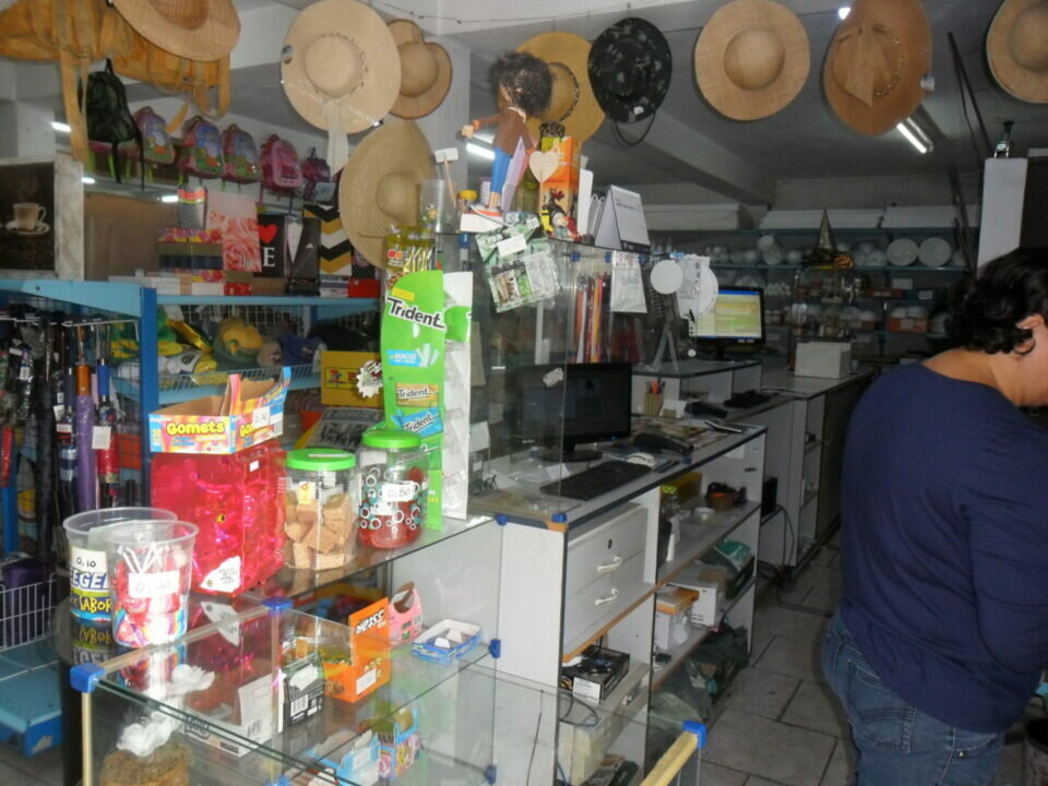 Loja artigos de papelaria, informática, escolar e escritorios e outros