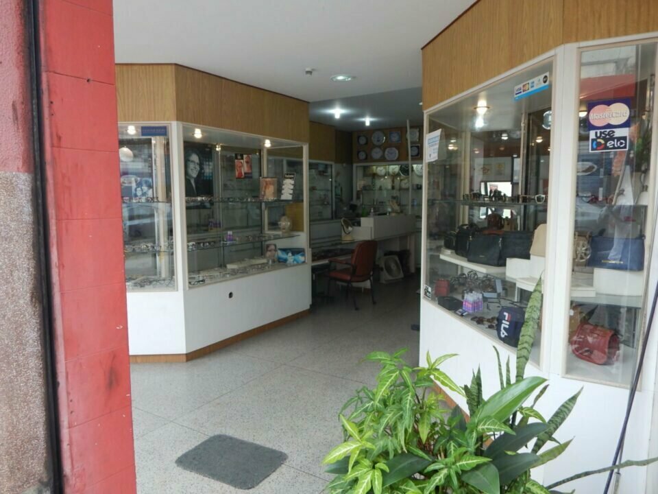 Passa ponto comercial de ótica
