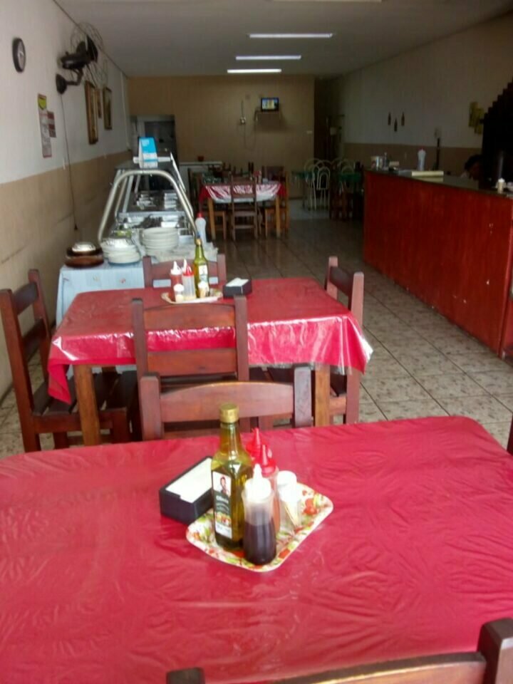 Vendendo um restaurante completo em contagem