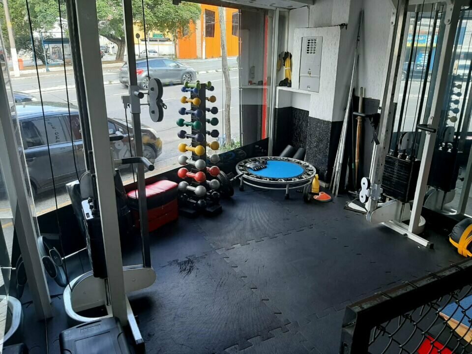 Academia de Artes Marciais / Funcional
