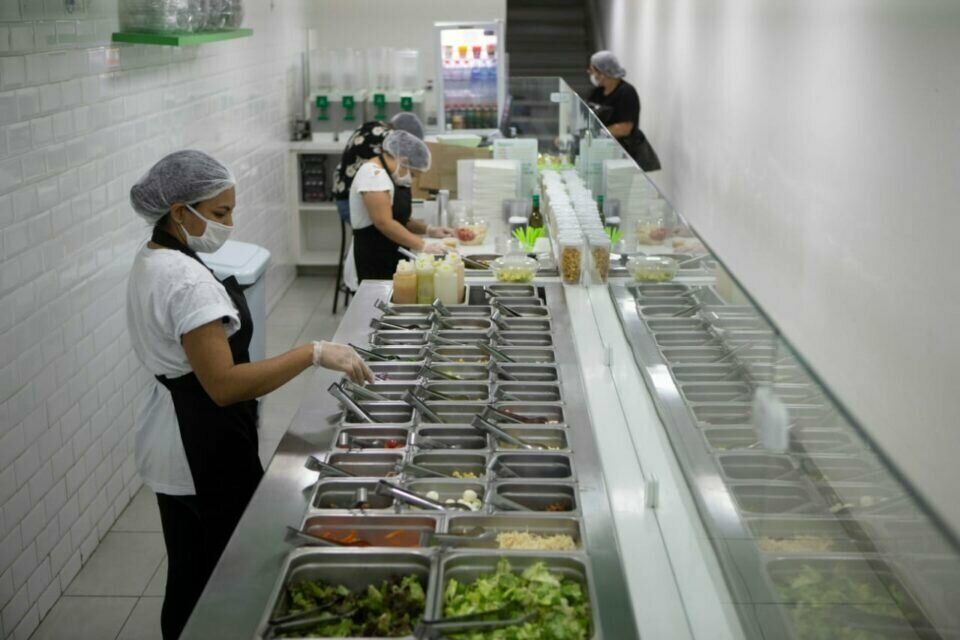 Passo o ponto de restaurante de alimentação saudável