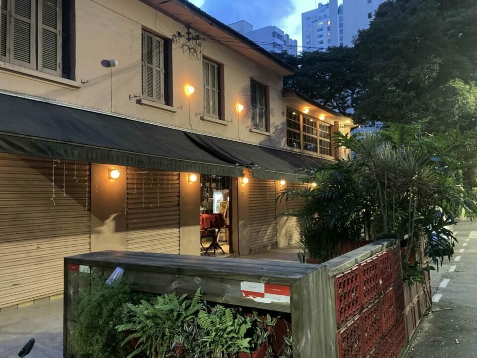 Pizzaria no jardins
