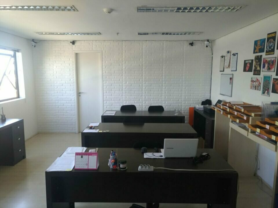 Vendo administradora de aulas de música, em plena operação – 100 mil Reais
