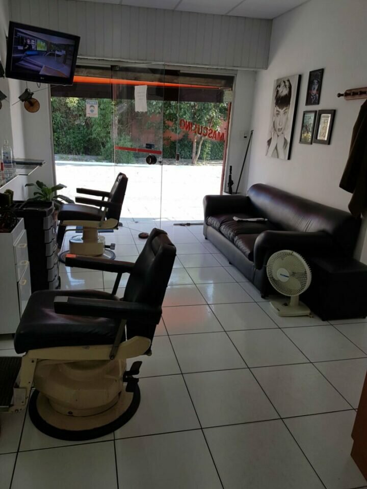 Vendo ou Passo o Ponto Salão Completo – Excelente Localização