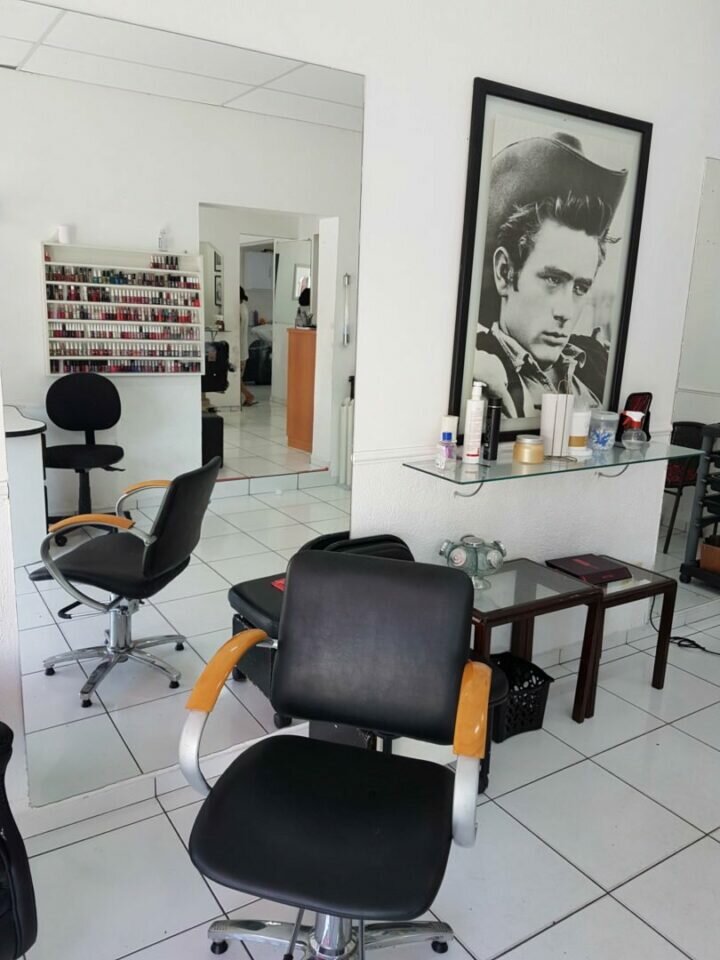 Vendo ou Passo o Ponto Salão Completo – Excelente Localização