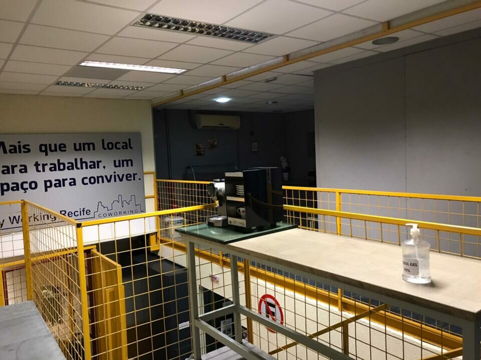 Venda ou aluguel de Galpão com estrutura completa para Empresa