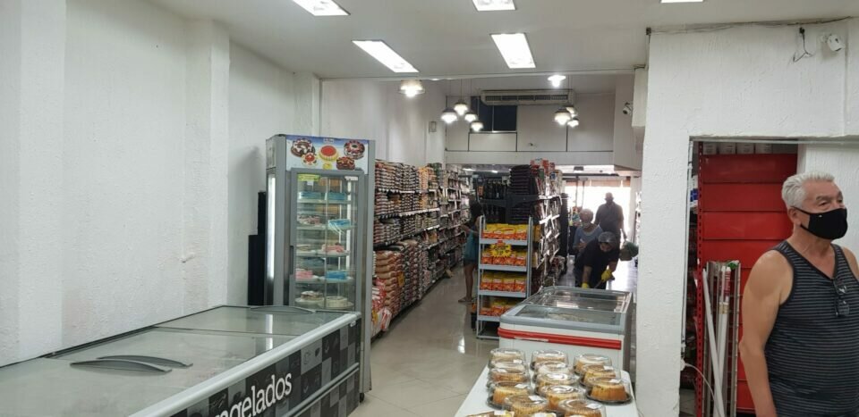 Vende-se um Mercado