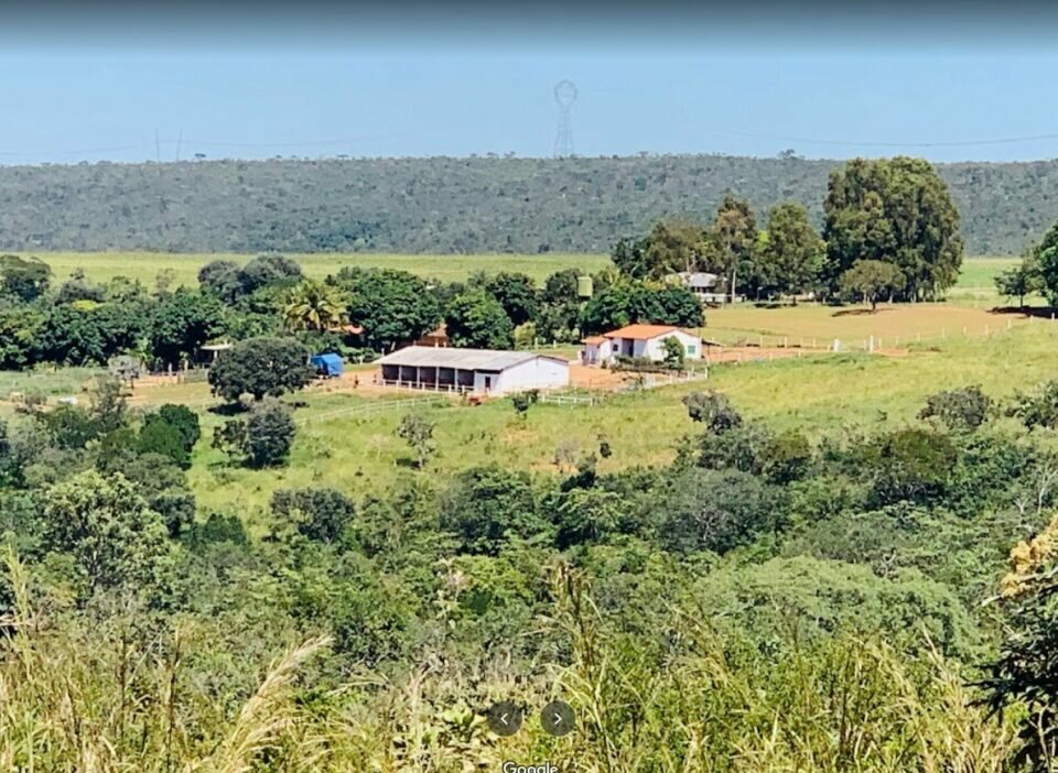 Fazenda no Distrito Federal próxima a Formosa/GO na beira do asfalto
