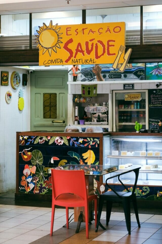 Vendo restaurante de comida natural consolidado no mercado há 24 anos