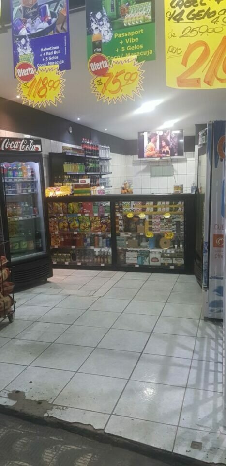 Adega e distribuidora de bebidas