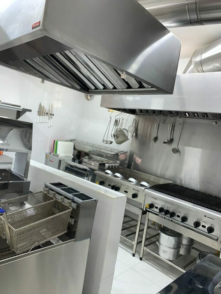 Passo ponto e vendo hamburgueria na zona sul de São Paulo em funcionamento