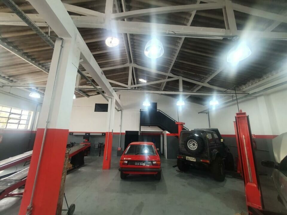 Centro automotivo bem montado