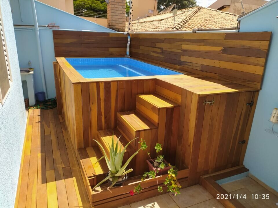 FABRICA E LOJA DE PISCINAS