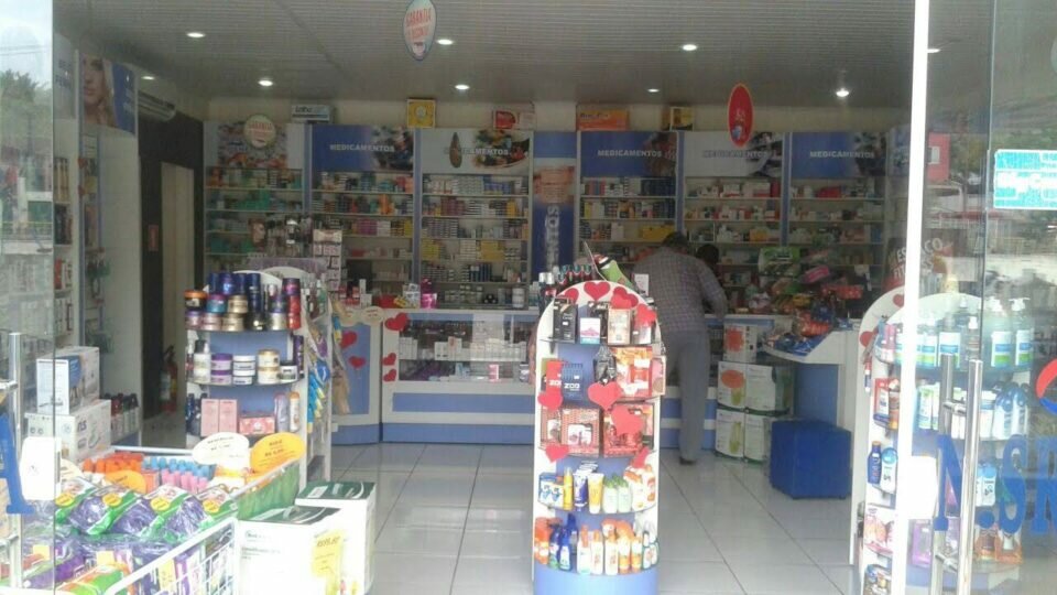 Vendo Drogaria em Funcionamento