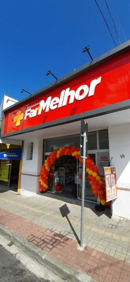 VENDO DROGARIA EM FUNCINAMENTO