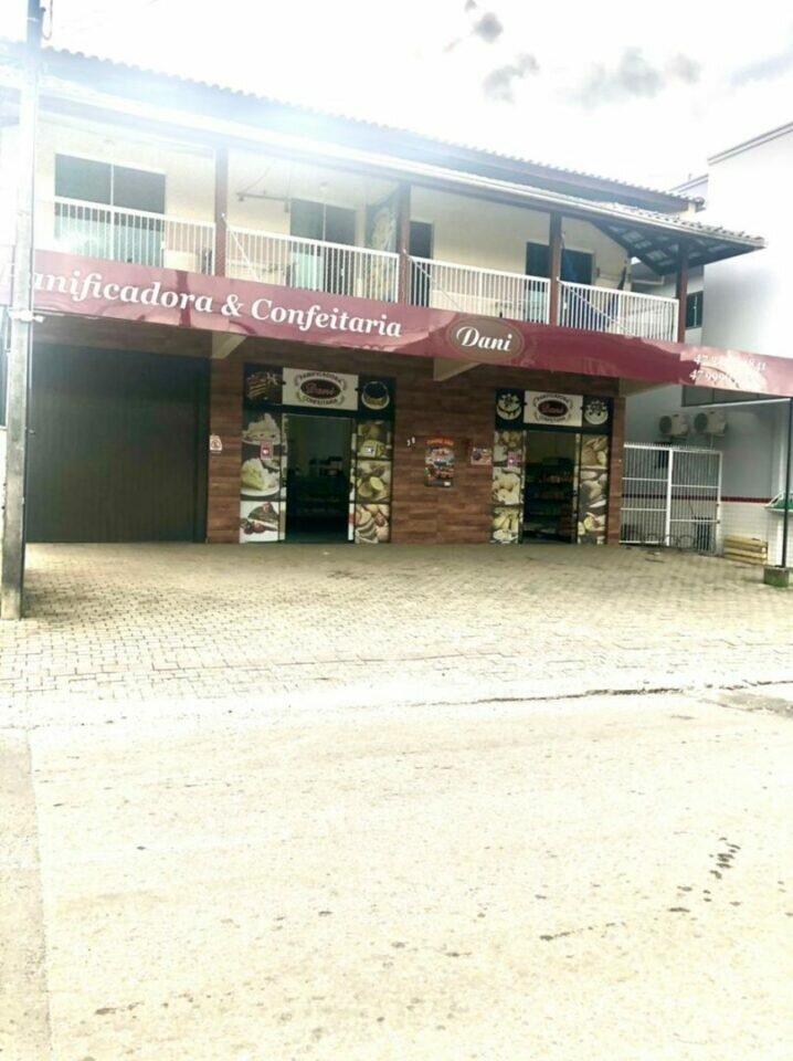 Panificadora completa em funcionamento