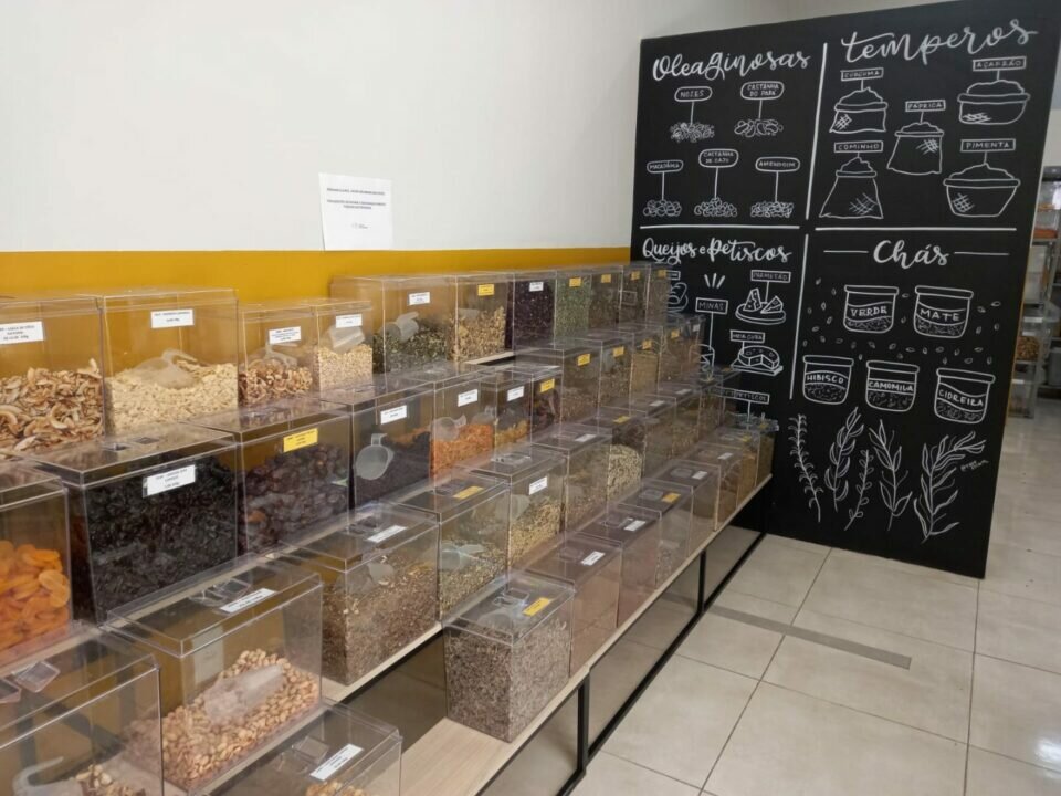 VENDO LOJA DE PRODUTOS NATURAIS MONTADA E FUNCIONANDO