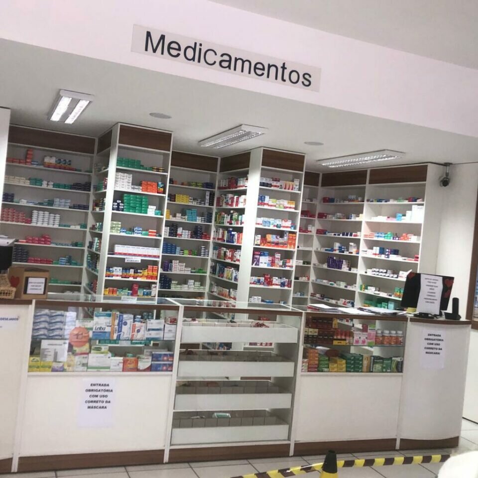Drogaria lucrativa com mais de 30 anos no mercado