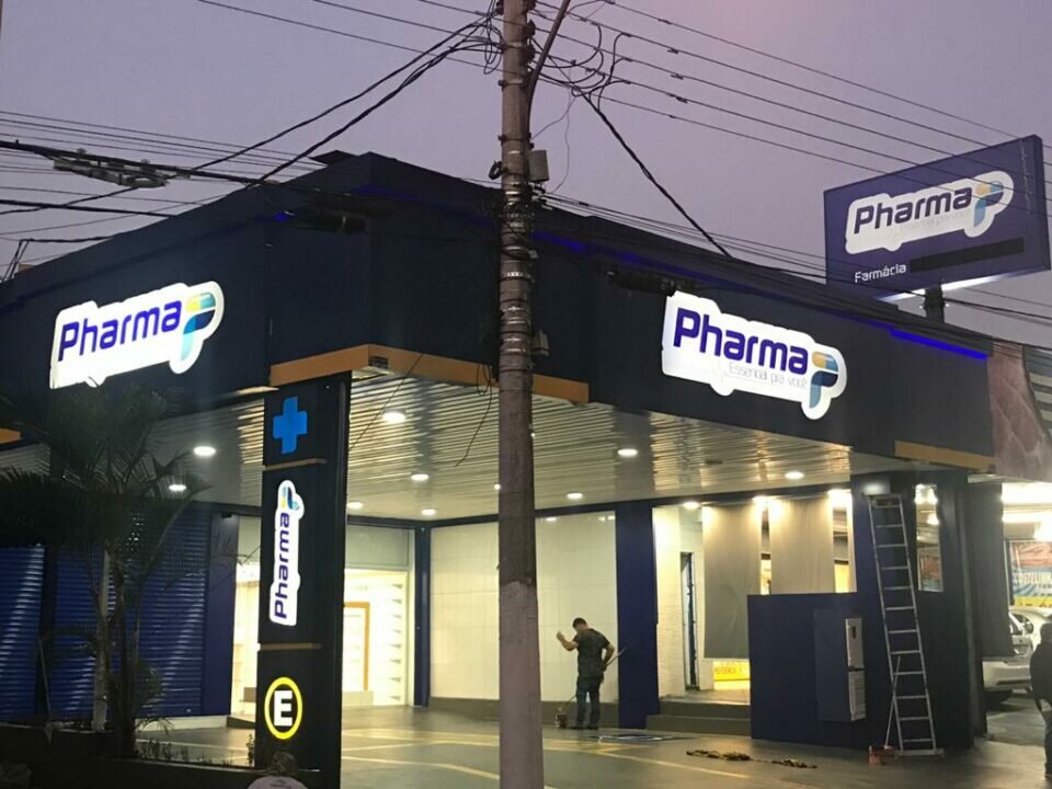 Vendo Drogaria e Manipulação