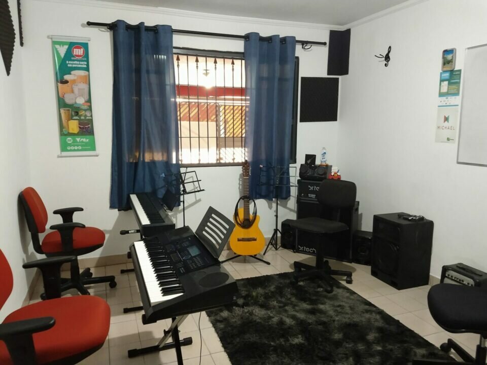 Escola de Música Passa-se o ponto