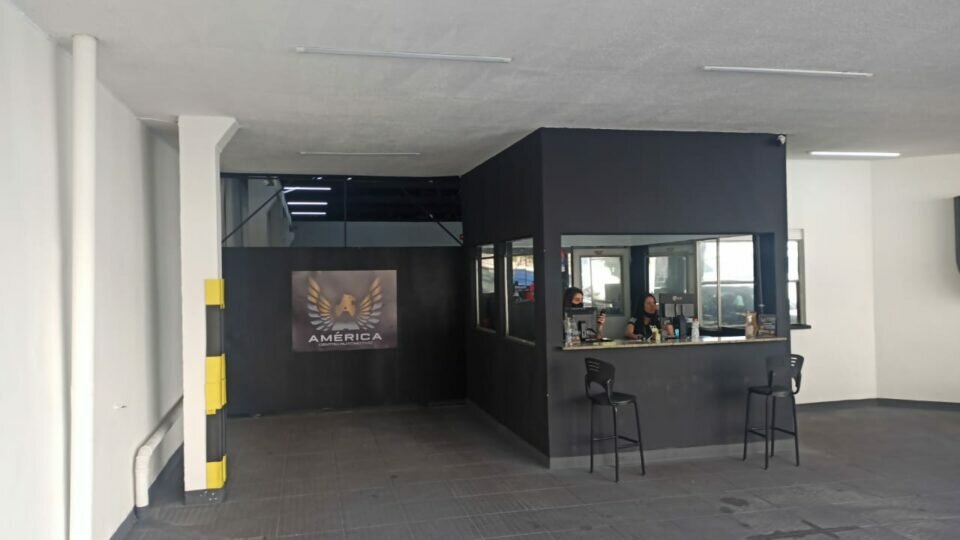 Vendo Oficina Mecânica em BH