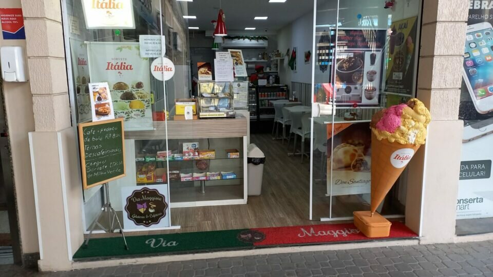 Vendo Sorveteria funcionando em Shopping na Freguesia Jacarepagua