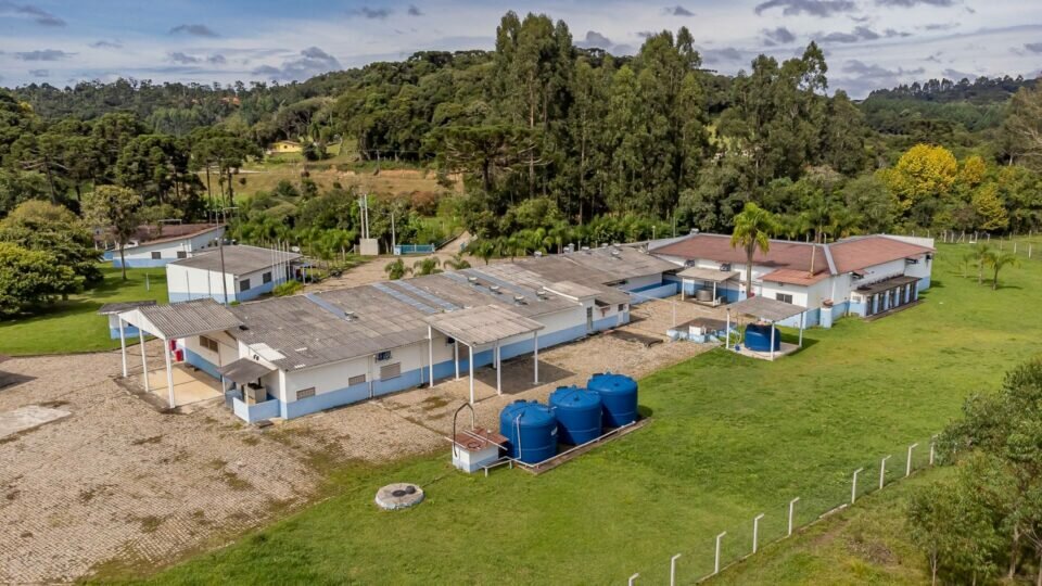 Industria de Laticínios Á 43 km de Curitiba