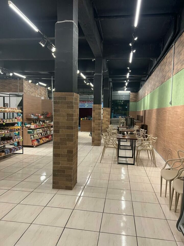 Empório de produtos naturais e restaurante