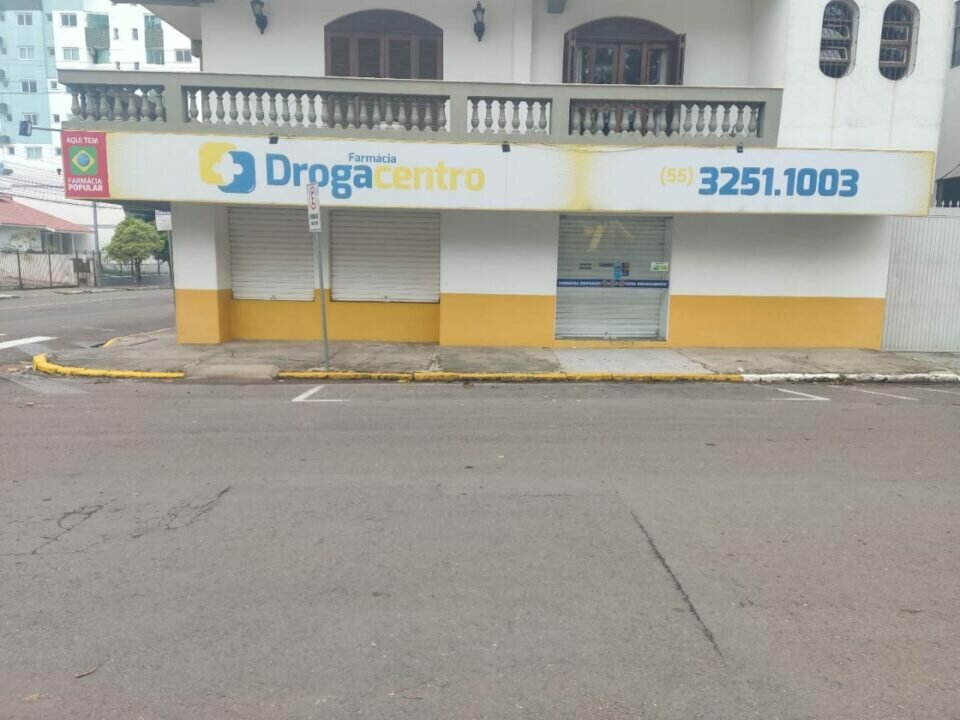 Farmácia a venda