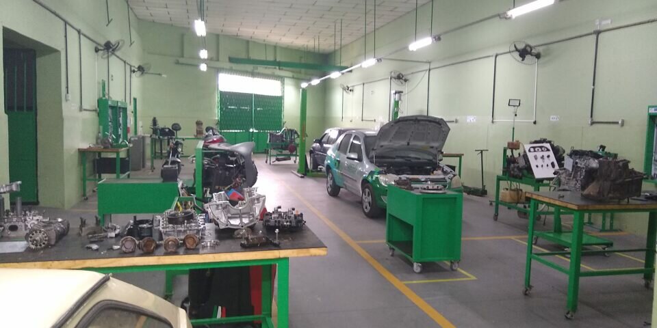 Franquia de Cursos de Mecânica Automotiva e de Motocicletas