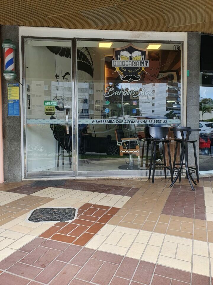 Barbearia Bar com tudo dentro com equipe e lista de clientes