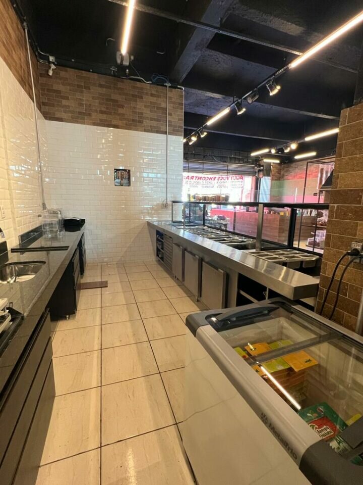 Empório de produtos naturais e restaurante