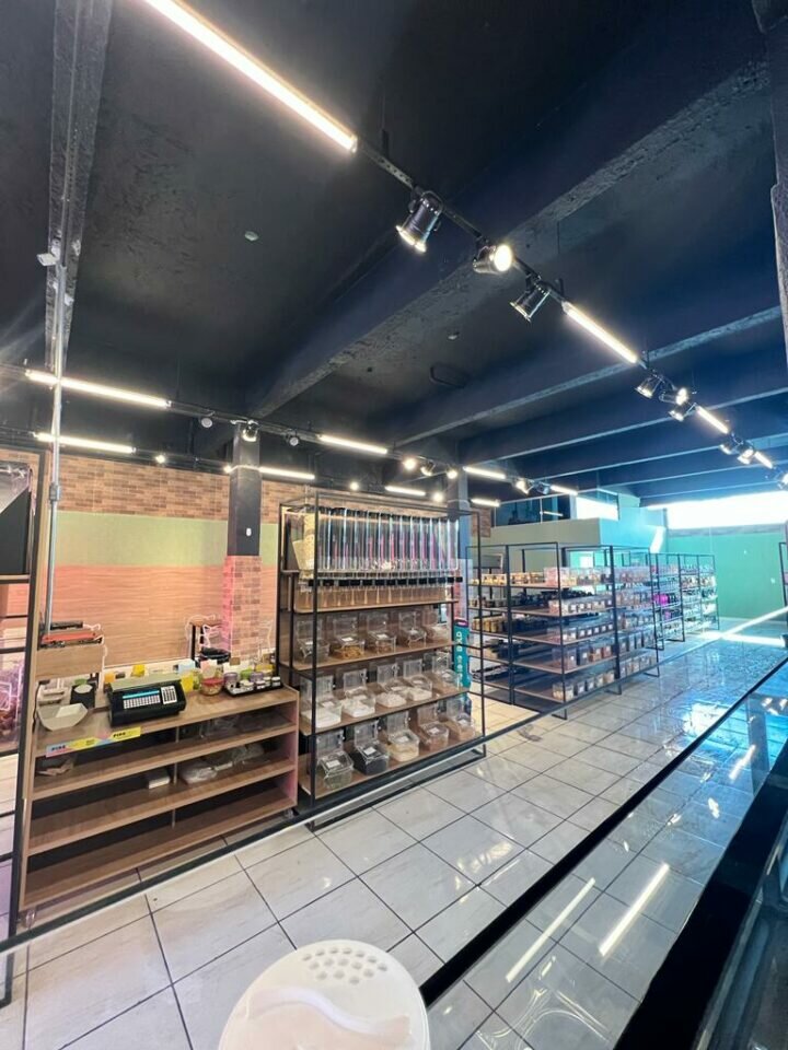 Empório de produtos naturais e restaurante